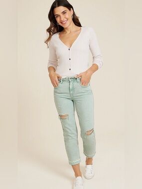 M jeans by Maurices Mint Cropped Distressed Women's Jeans, Size 12